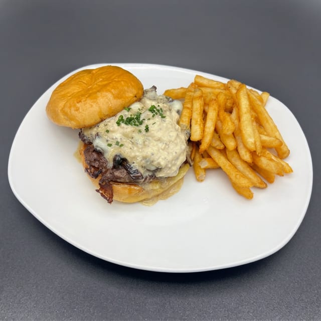 Mushroom & Swiss Deburgo Burger.