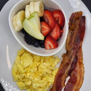 Kids Eggs and Bacon